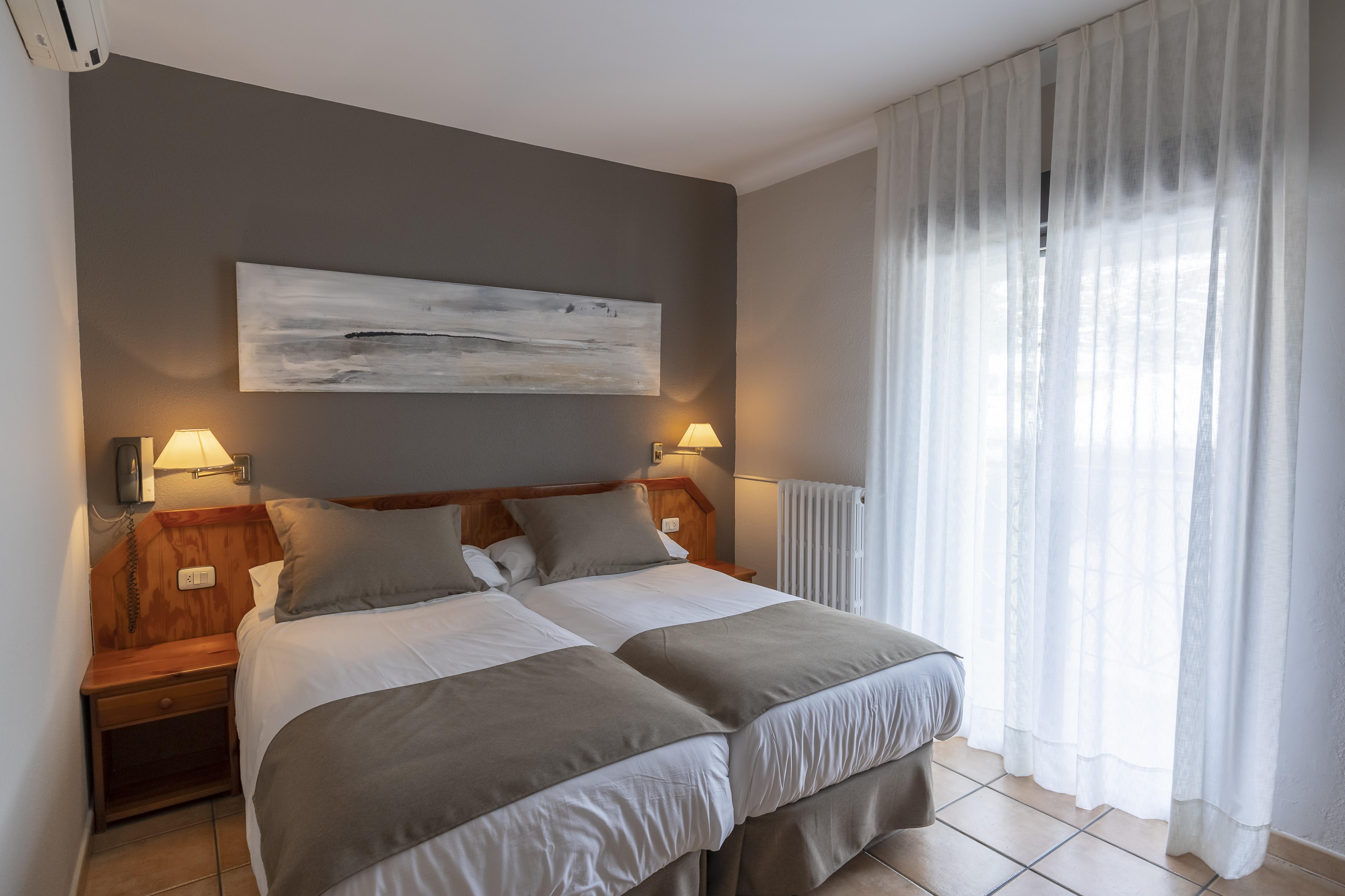 Yomo Petit Paris Hotel Encamp Luaran gambar