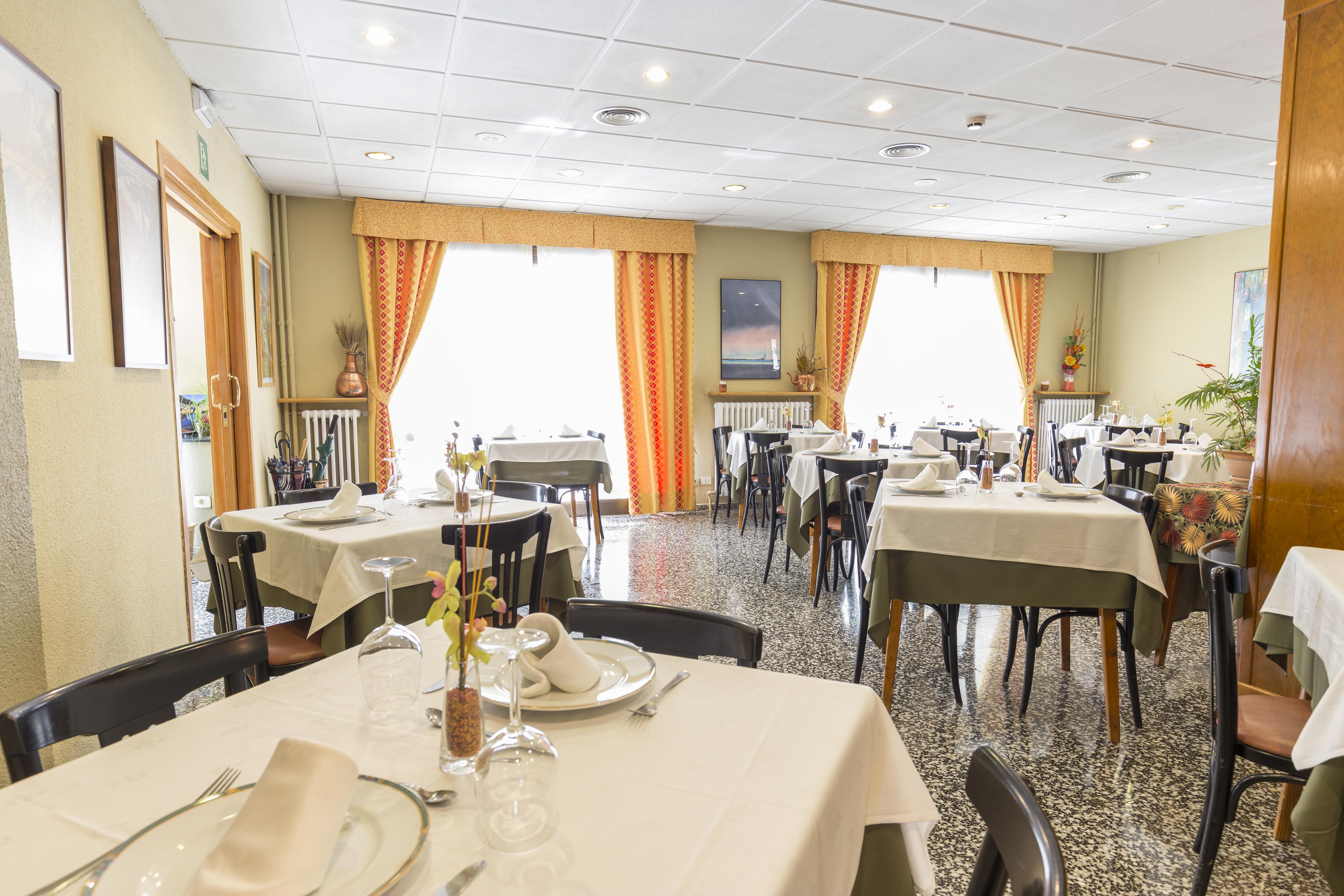 Yomo Petit Paris Hotel Encamp Luaran gambar