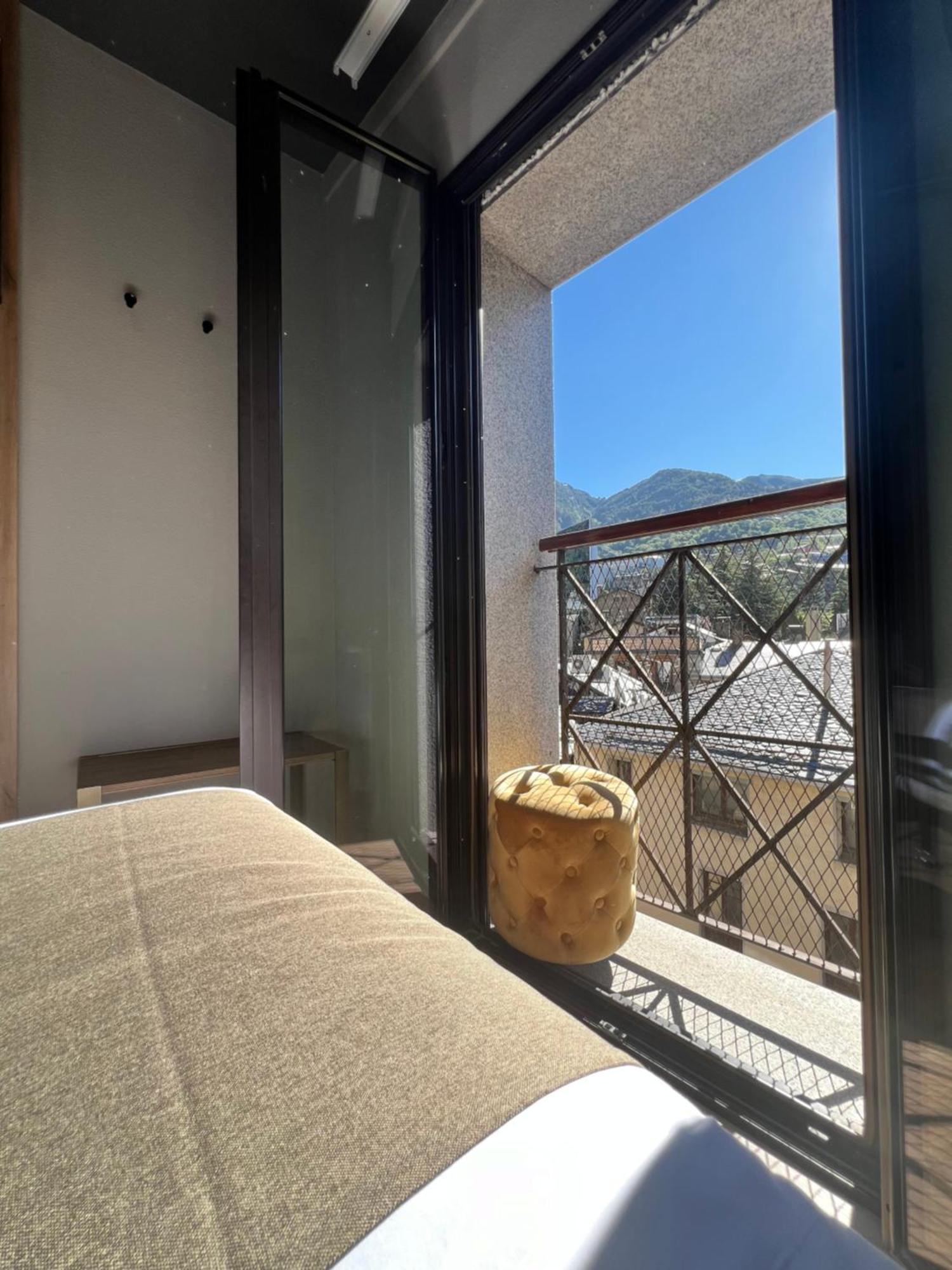 Yomo Petit Paris Hotel Encamp Luaran gambar