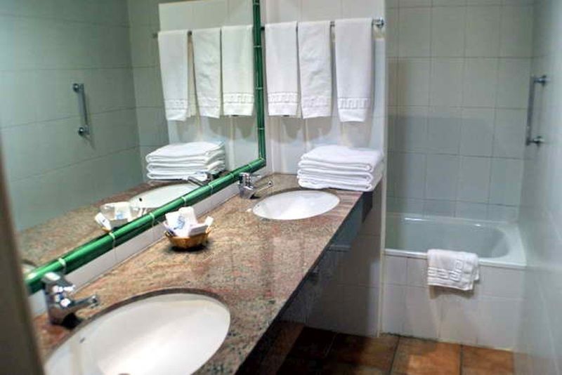Yomo Petit Paris Hotel Encamp Luaran gambar