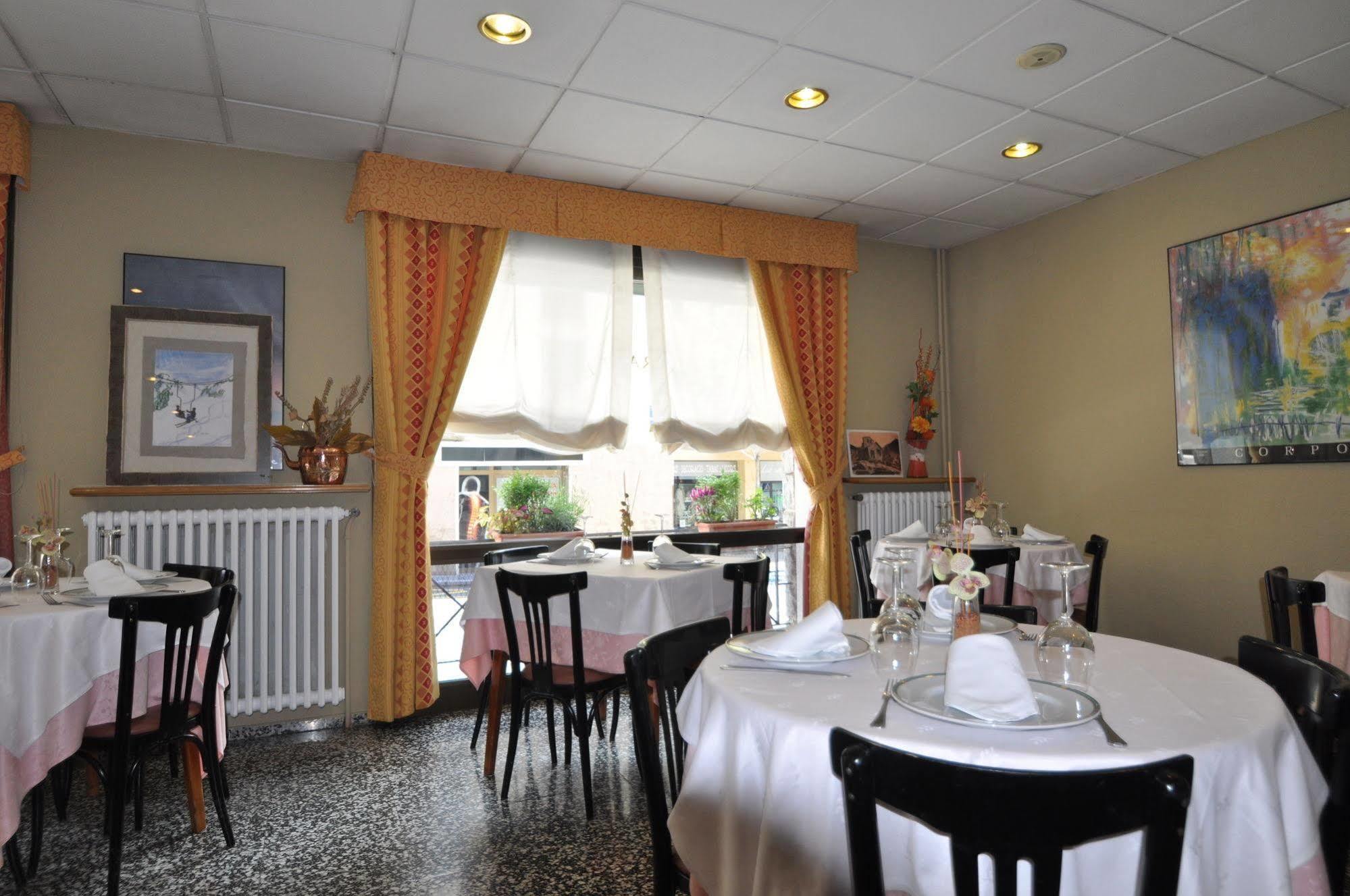 Yomo Petit Paris Hotel Encamp Luaran gambar