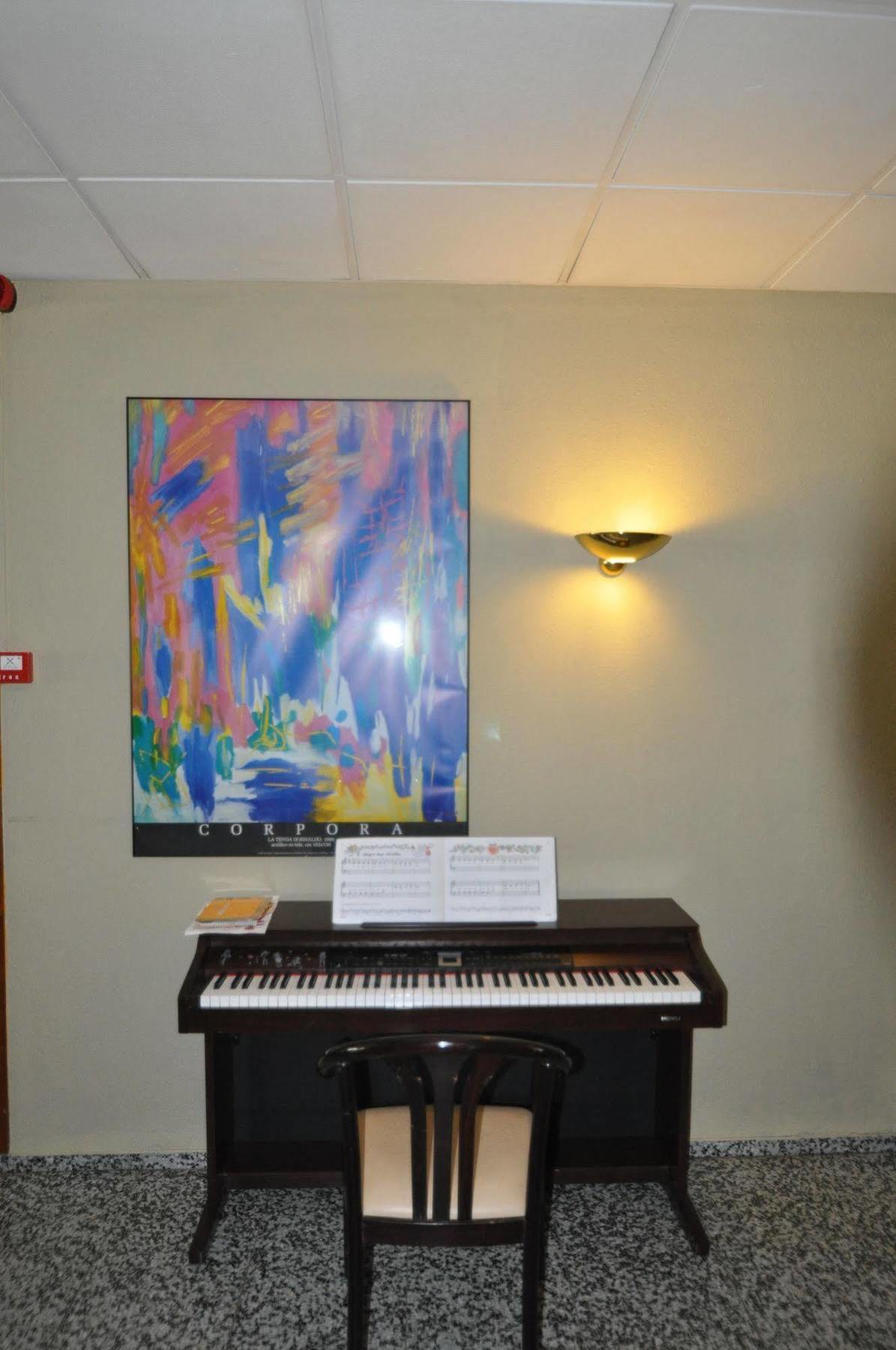 Yomo Petit Paris Hotel Encamp Luaran gambar